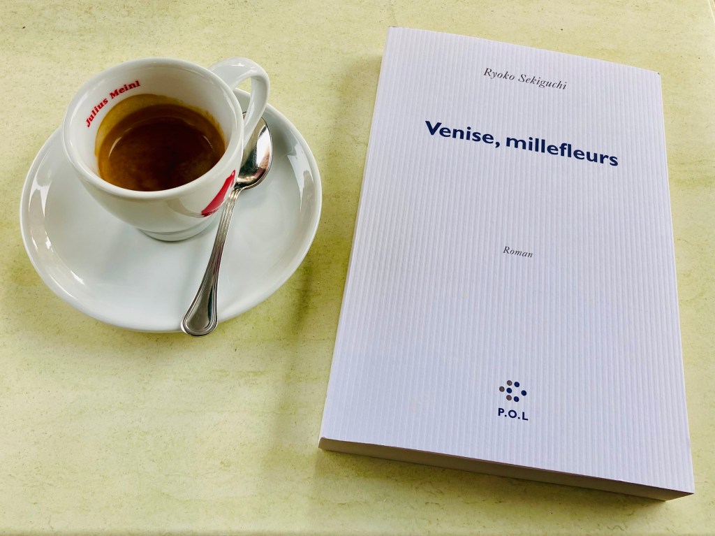 Venise, millefleurs and a cup of coffee